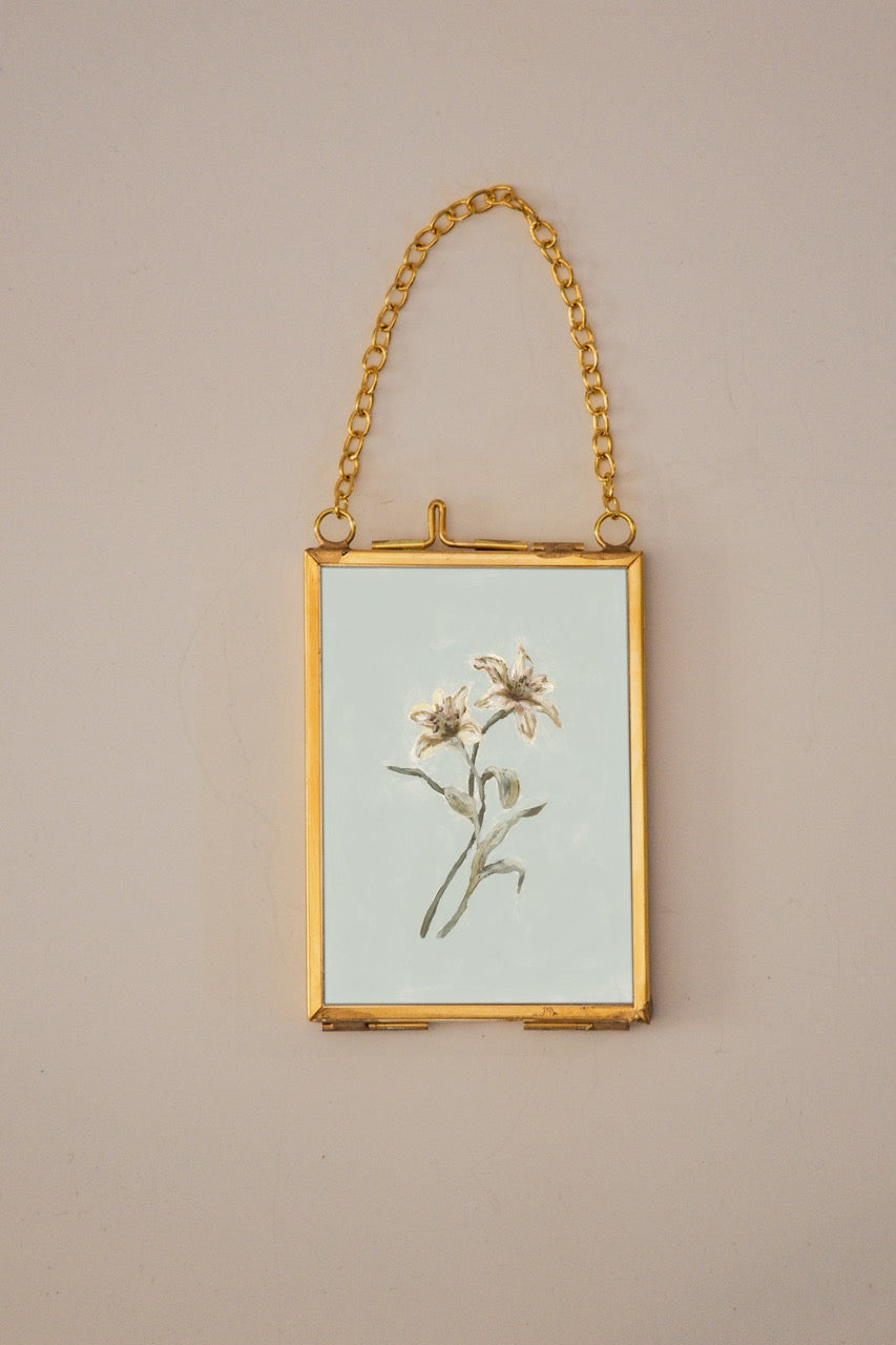 "Lily Flower 11" Gold Frame Ornament