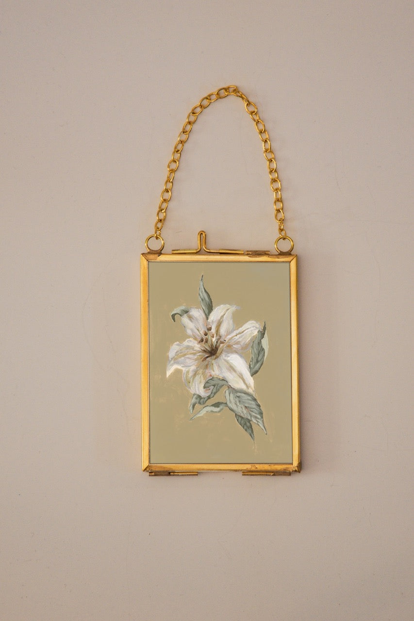 "Lily Flower 3" Gold Frame Ornament