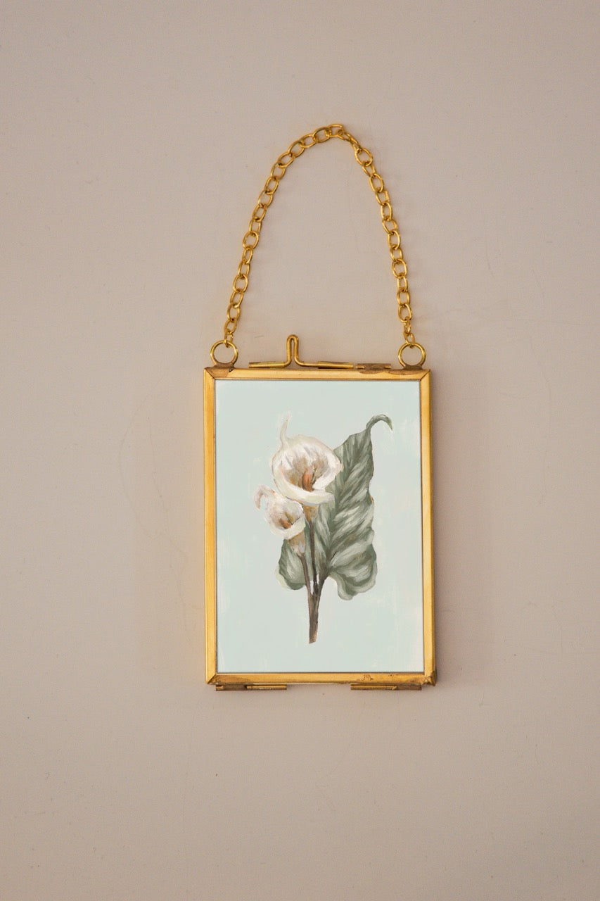 "Lily Flower 5" Gold Frame Ornament