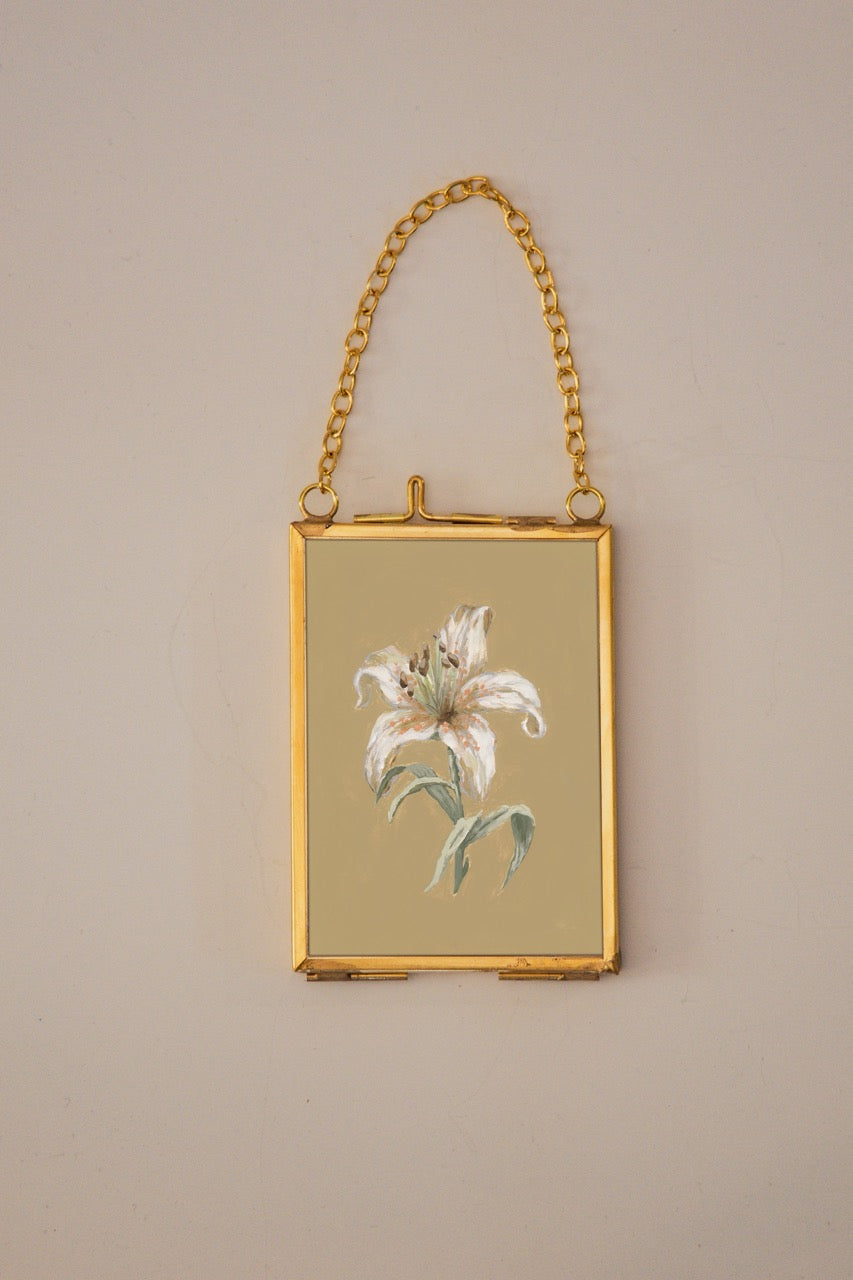 "Lily Flower 8" Gold Frame Ornament