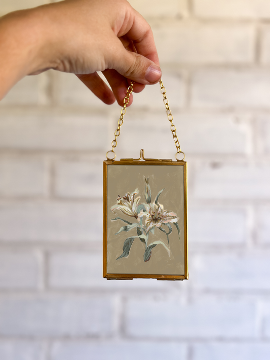 "Lily Flower 2" Gold Frame Ornament 