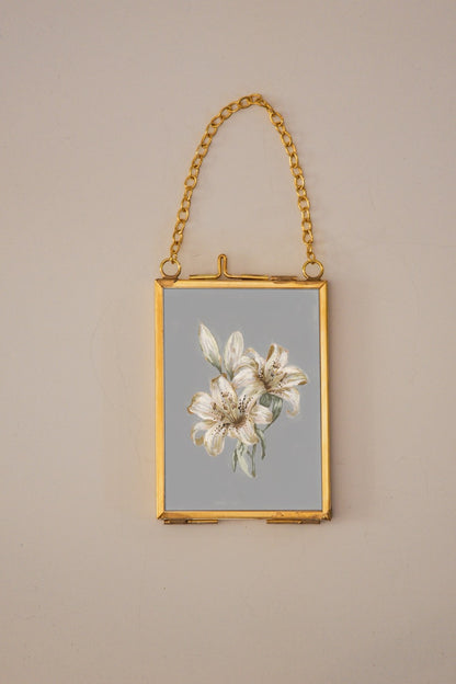 "Lily Flower 7" Gold Frame Ornament 
