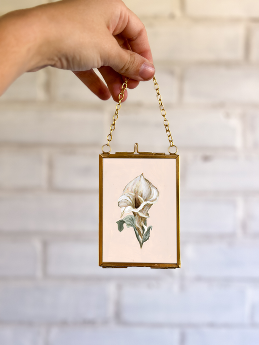 "Lily Flower 9" Gold Frame Ornament 