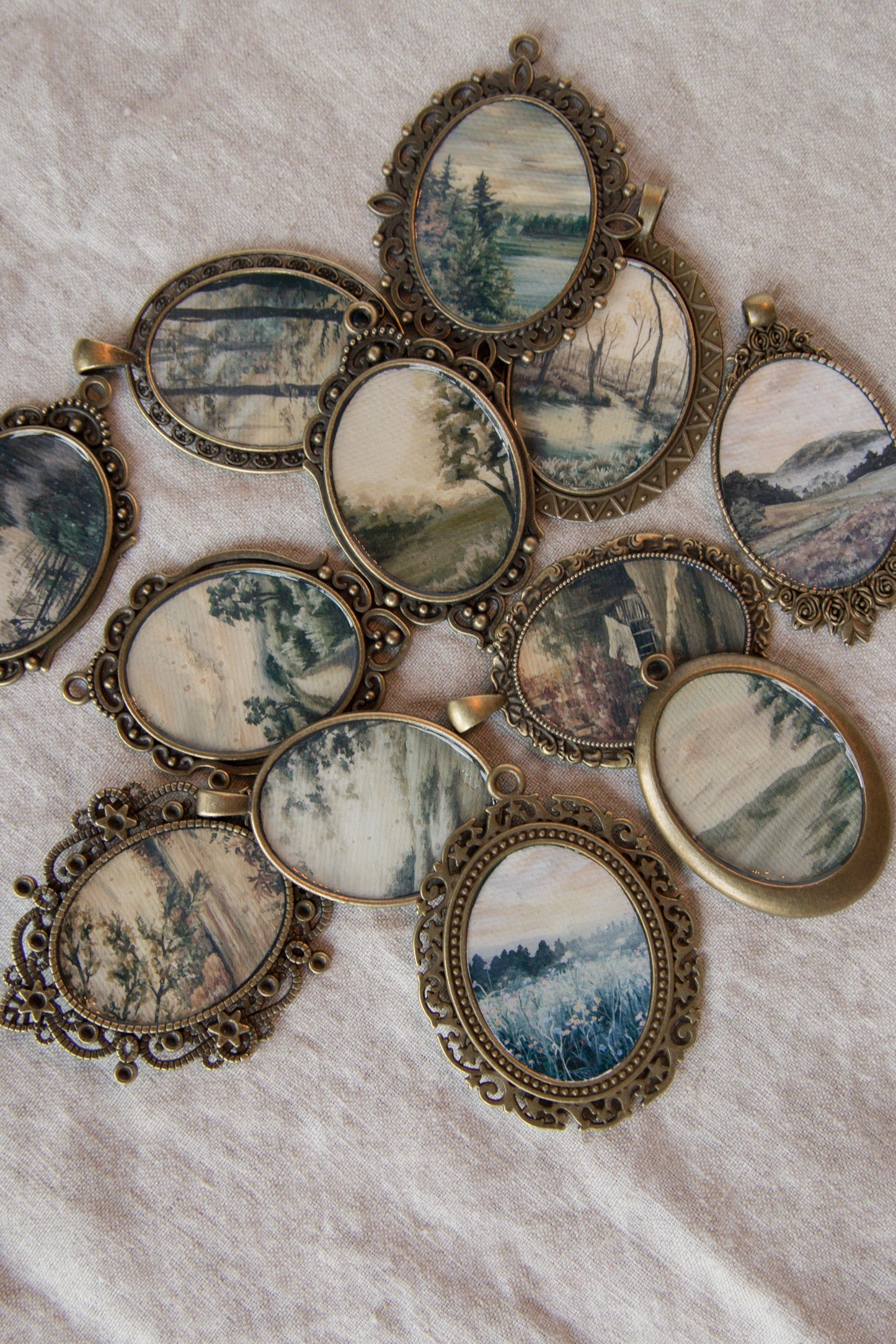 Landscape Antique Style Keychain Sets