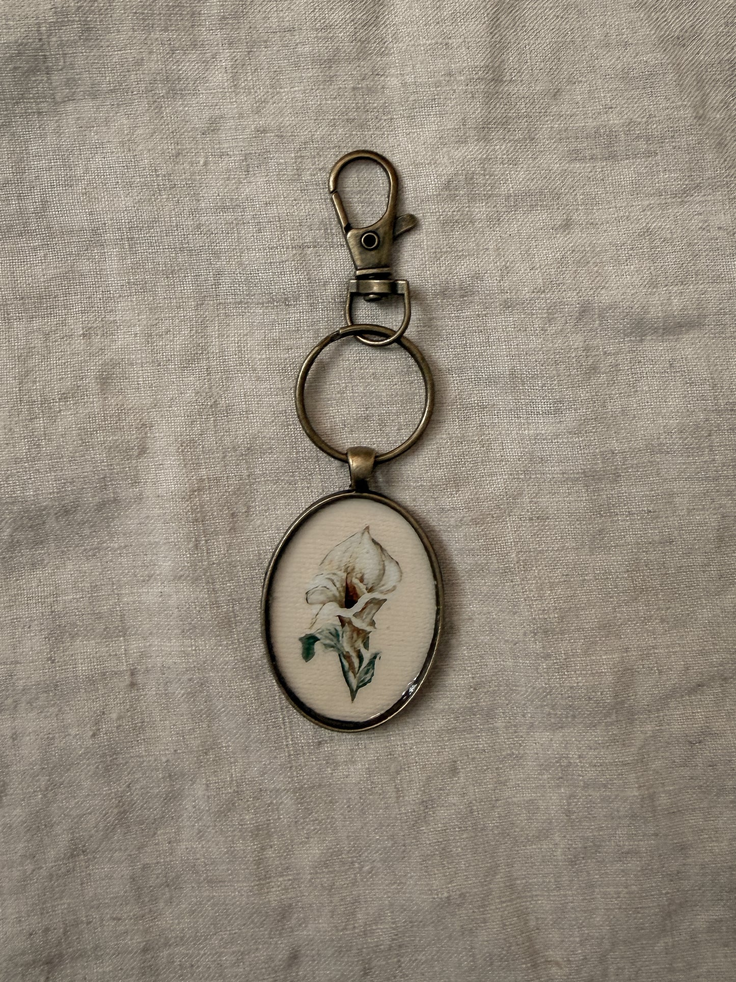 Light Floral Antique Style Keychain Sets