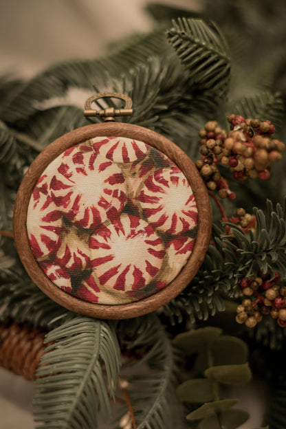 "Peppermints" Circle Ornament 