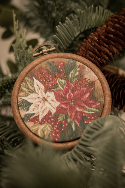 "Poinsettia 1" Circle Ornament 