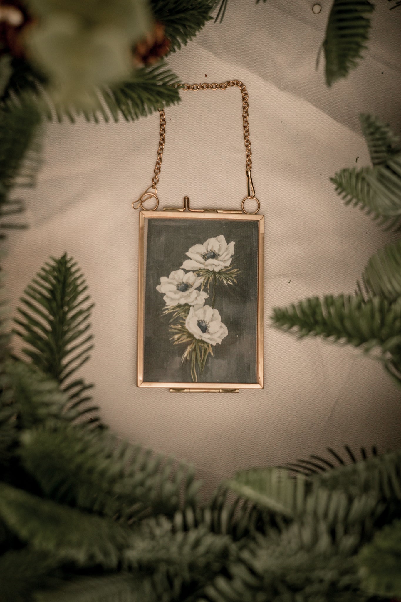 "Wild Flower 3" Gold Frame Ornament