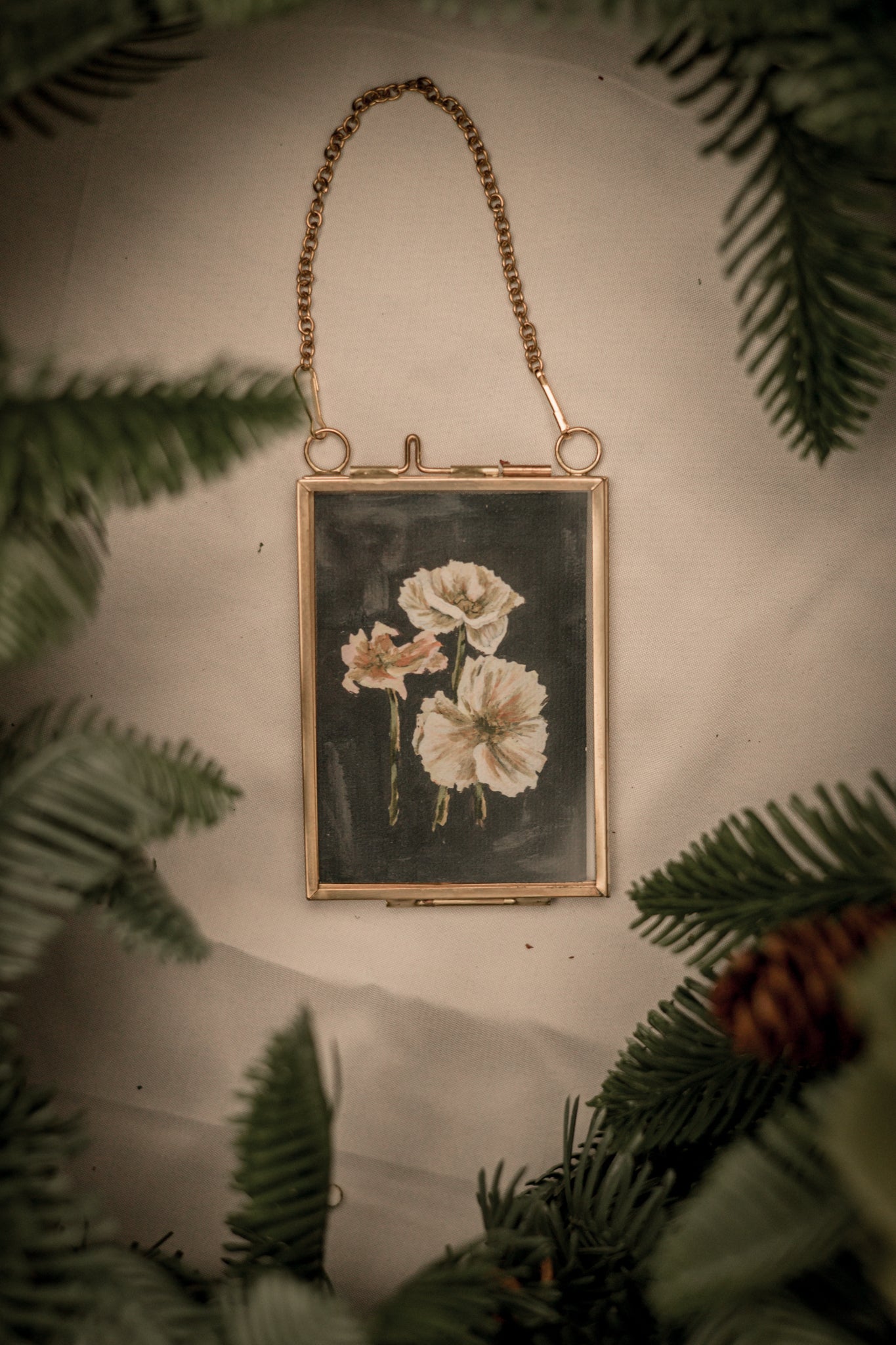 "Wild Flower 1" Gold Frame Ornament