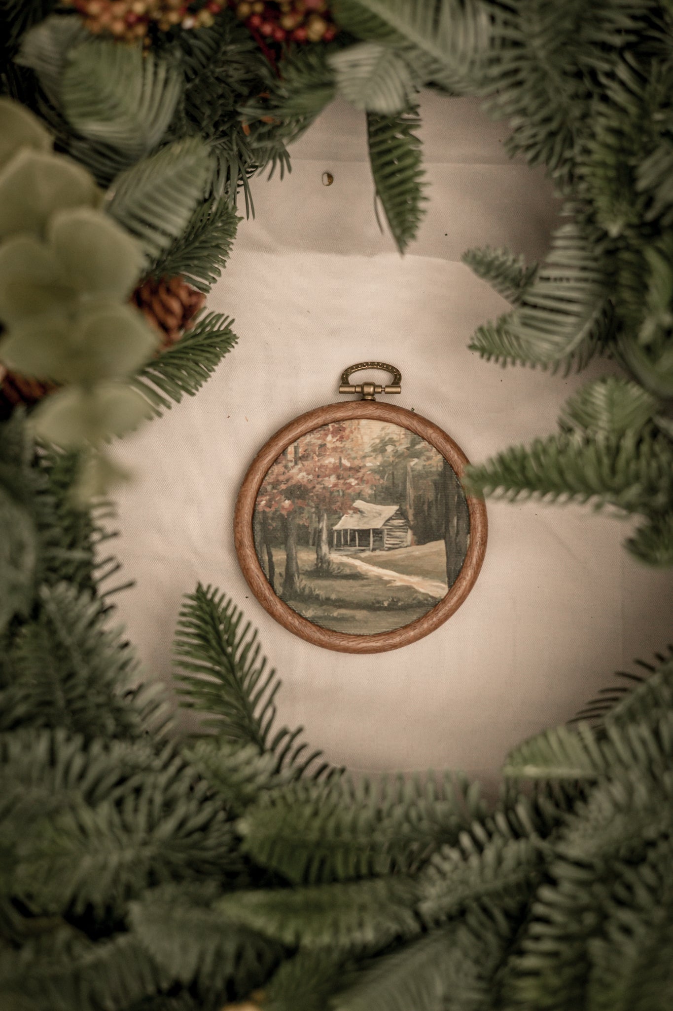 "Cades Cove" Circle Ornament 