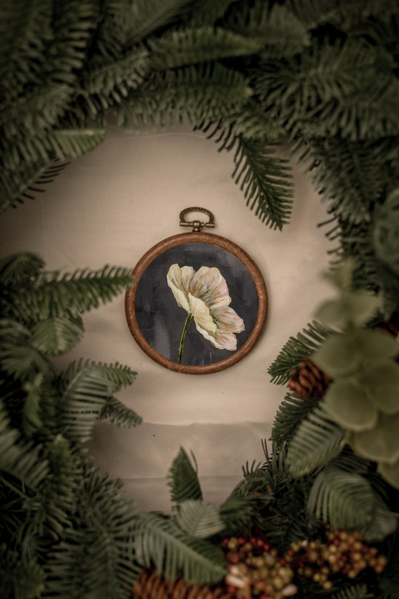 "Wild Flower 6" Circle Ornament 