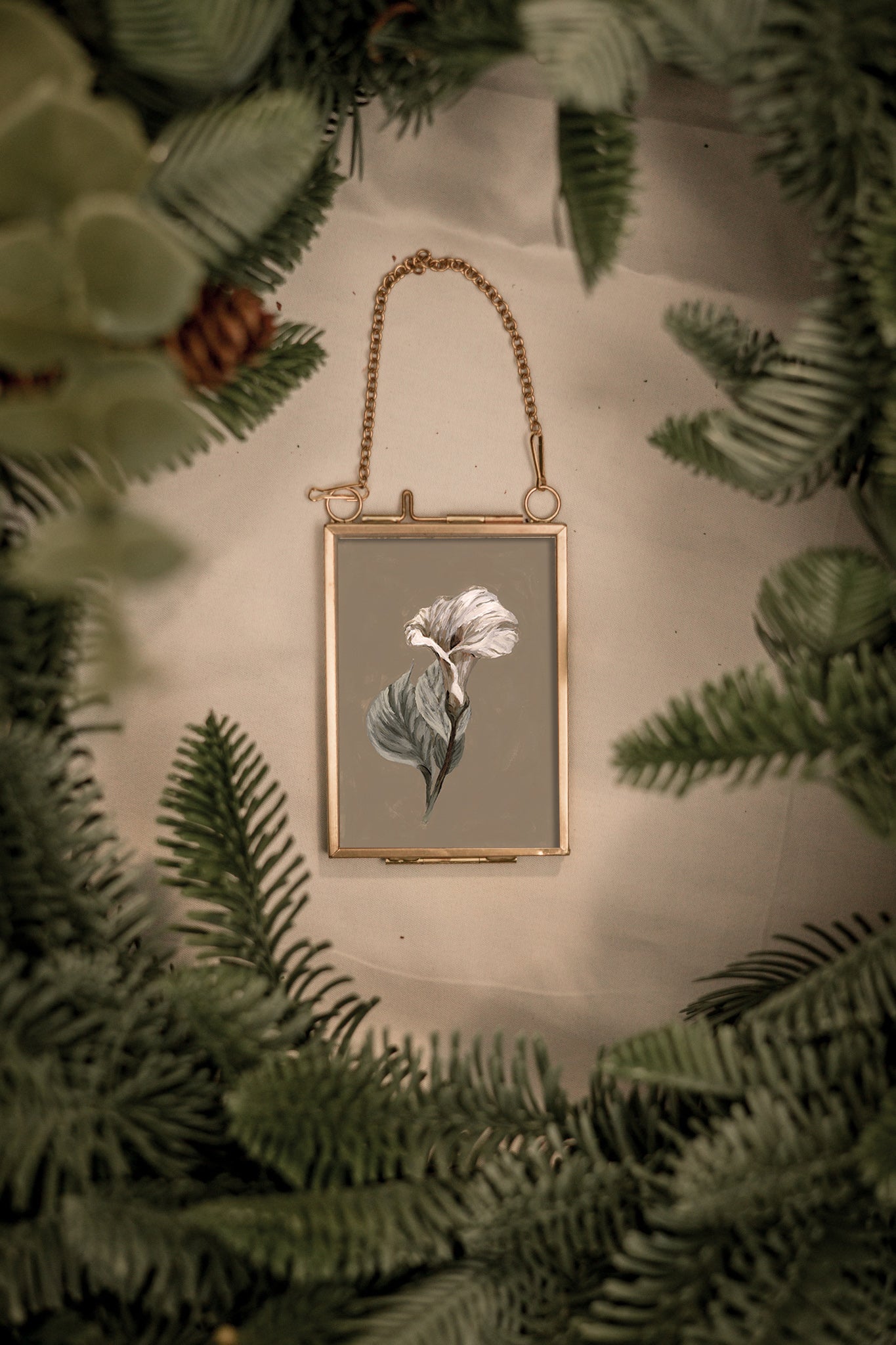 "Lily Flower 10" Gold Frame Ornament 