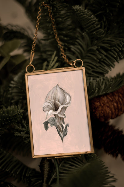 "Lily Flower 9" Gold Frame Ornament 