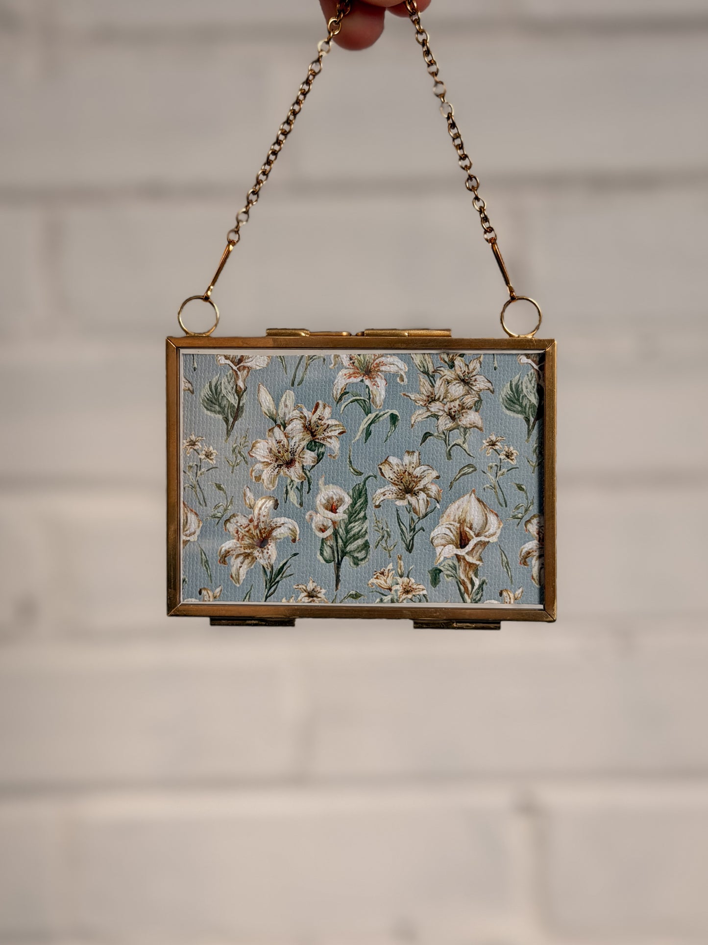 "Lily Flower Blue Pattern" Gold Frame Ornament