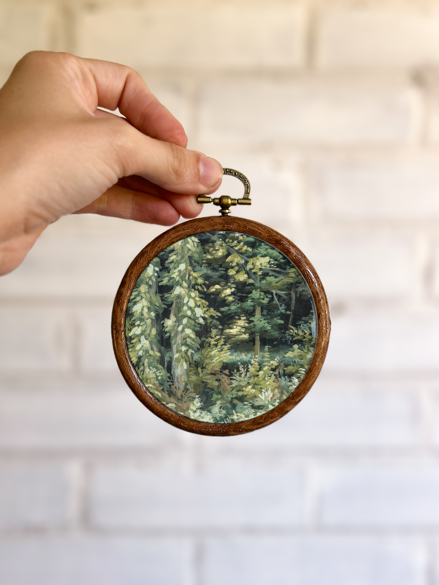"Verdant Edge" Circle Ornament 